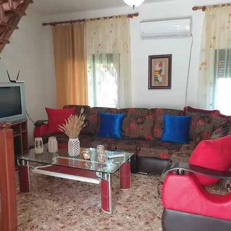 Eni'S Villa, 5Km From Shengjini Beach Lezhe Exterior photo